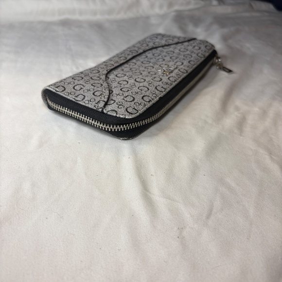 GUESS Logo Zip Around & Snap Front Wallet Clutch Bag Logo Black - Picture 10 of 13